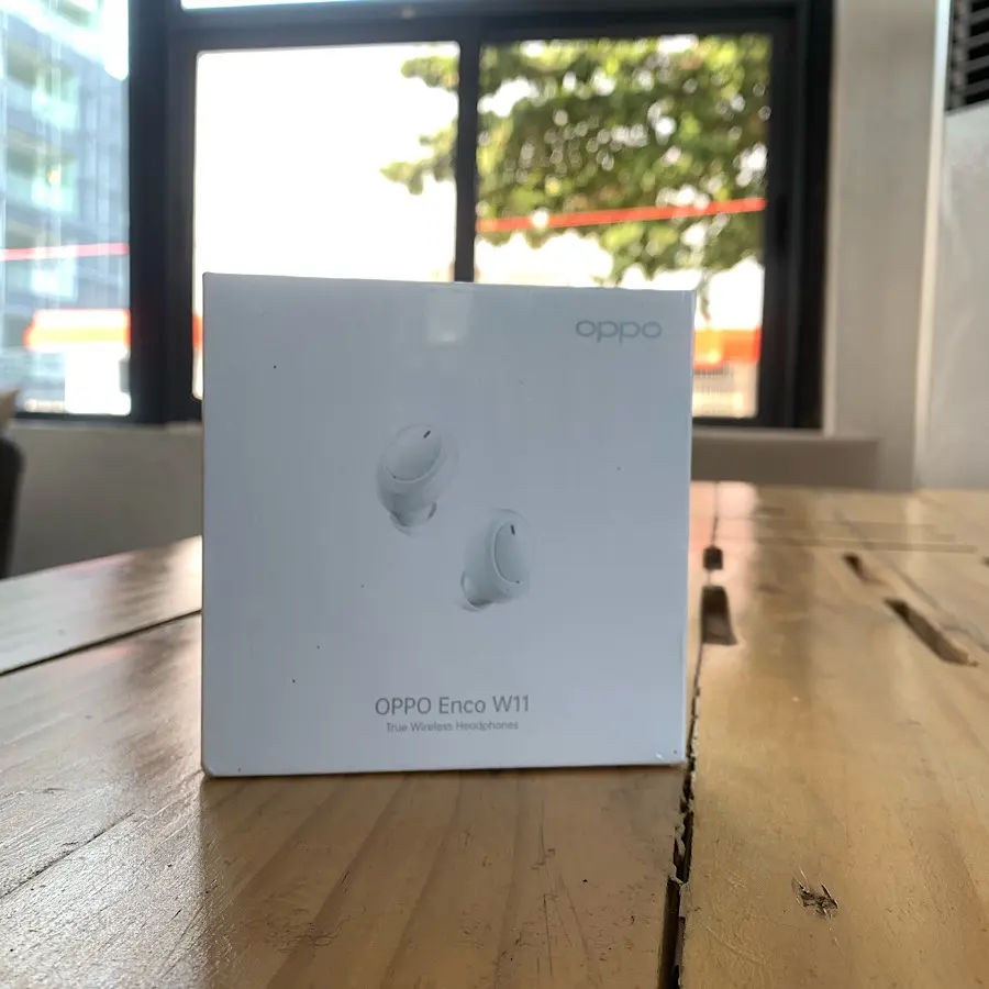 Enco W11 box