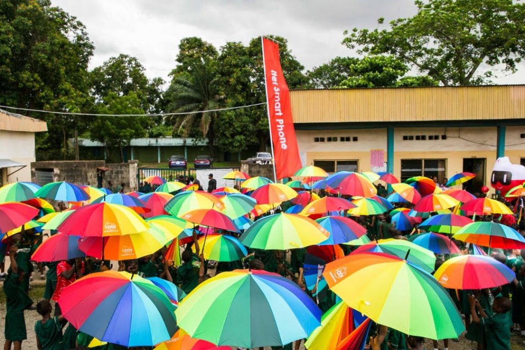 Children’s Day 2022: itel Donates Libraries, School Books, and Other Educational Items To Students In Lagos