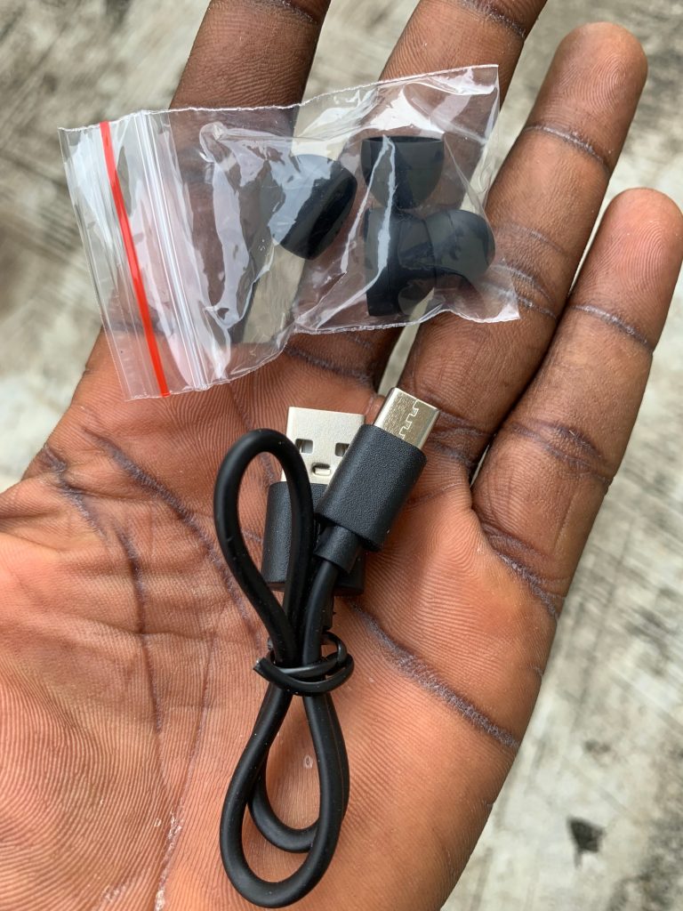 K2-S TWS extra ear tips and USB type-C cable