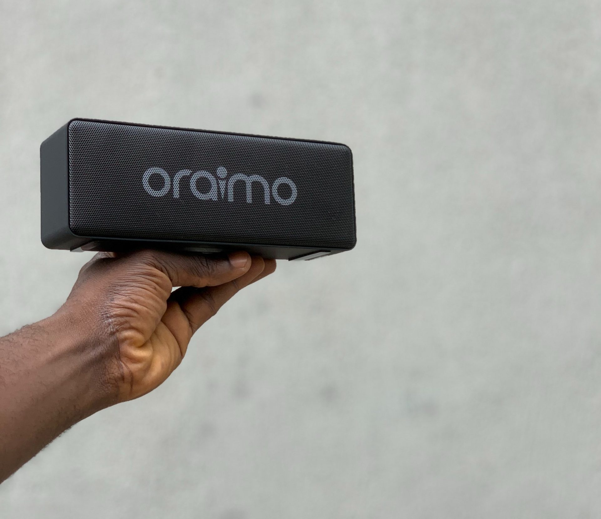 Oraimo SoundPro 2C Review: Affordable Long-Lasting Portable Speaker ...