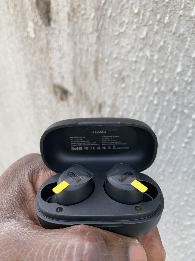 TOZO A1 Wireless Earbuds design and build