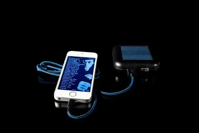 Solar Powered Smartphone Charger