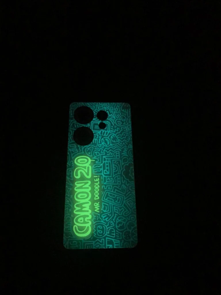 Camon 20 Doodle glow in the dark